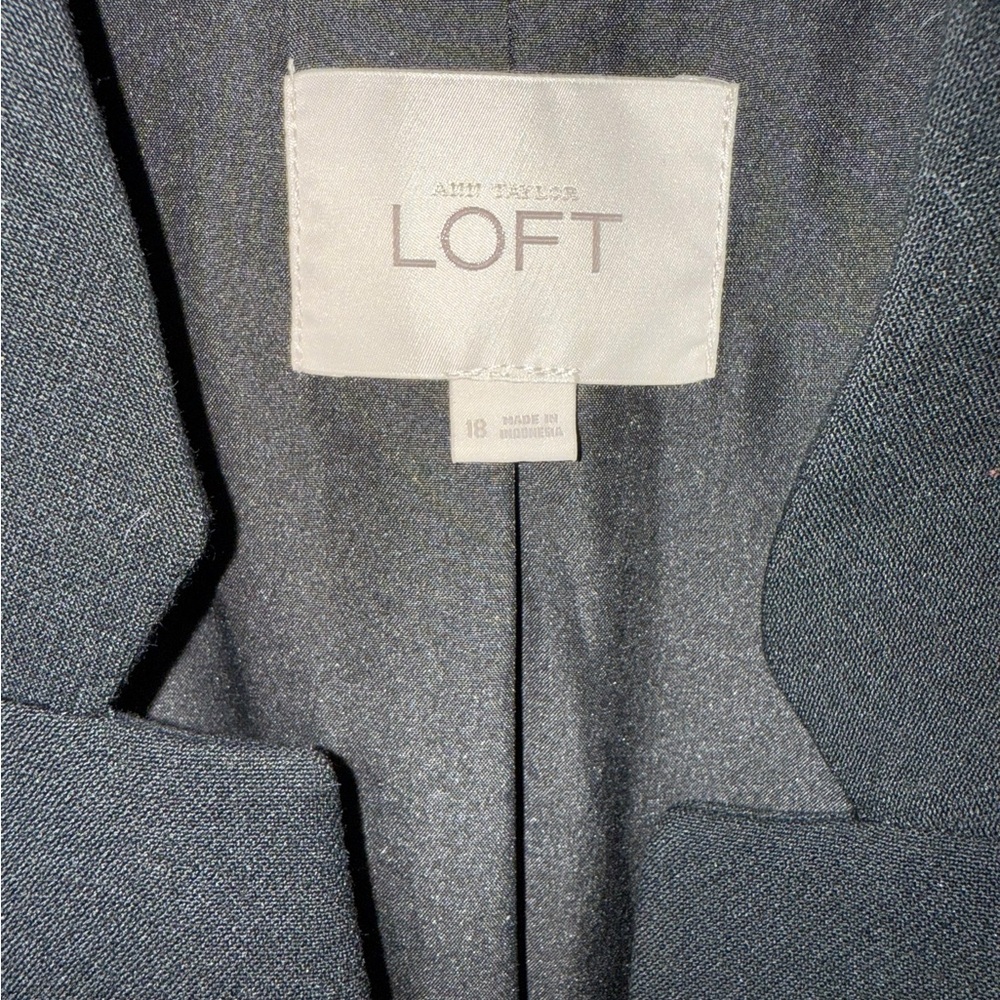 LOFT Classic Black Blazer Jacket Size 18 - Picture 3 of 6